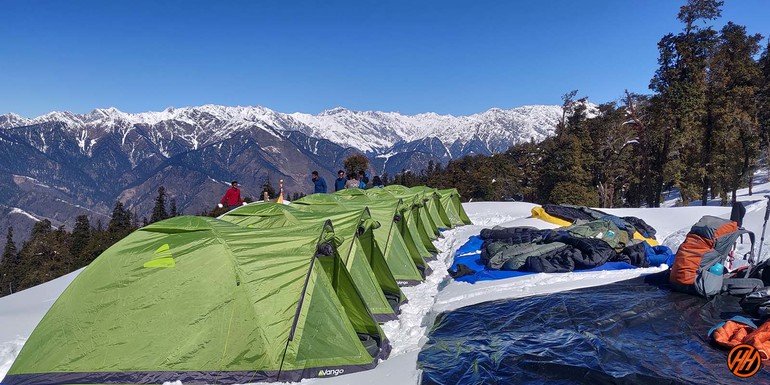 Best time to see snow in Kedarkantha Trek