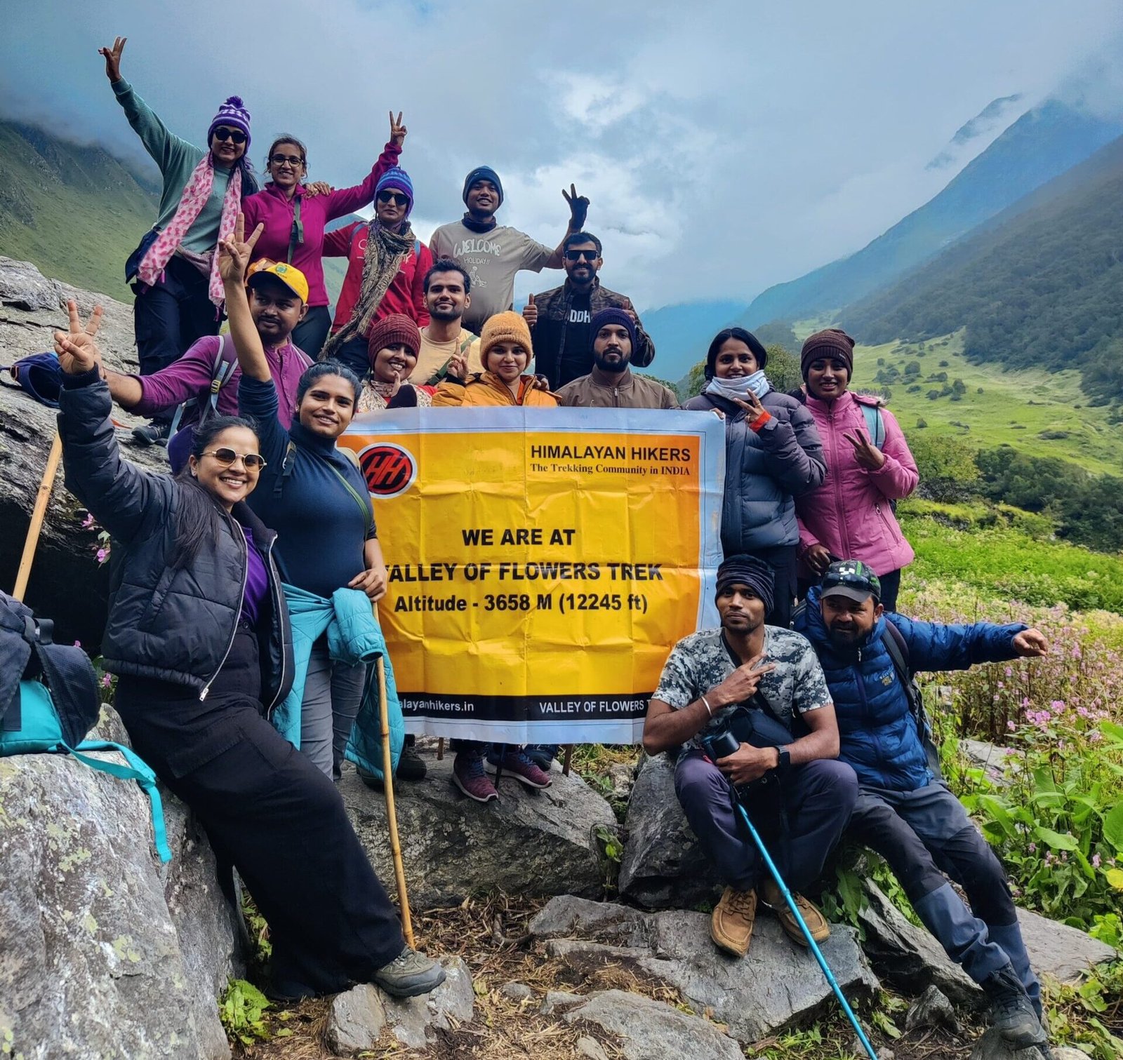 Valley of flowers Trek in uttarakhand we are the best trekking company in dehradun
