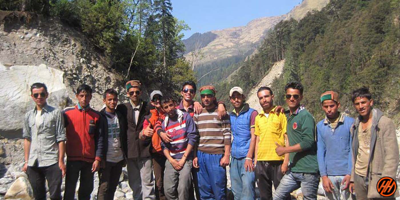 Local workers of Himalayan Hikers