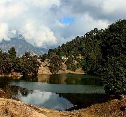 chandrashila peak trek