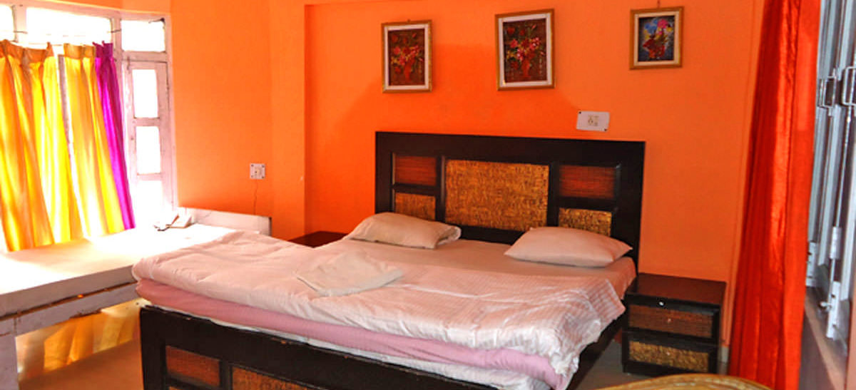 Best Hotel and Accommodations in Ghangaria